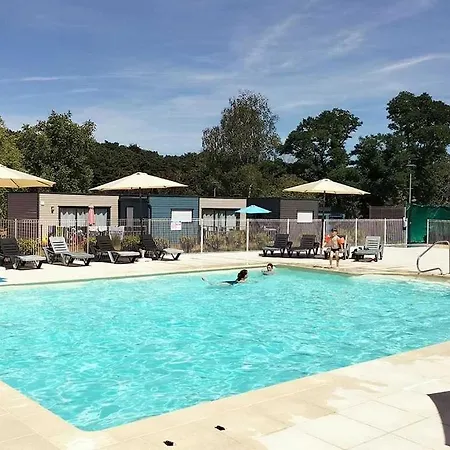 3 Etoiles - Piscine - Ccaffag Pluherlin